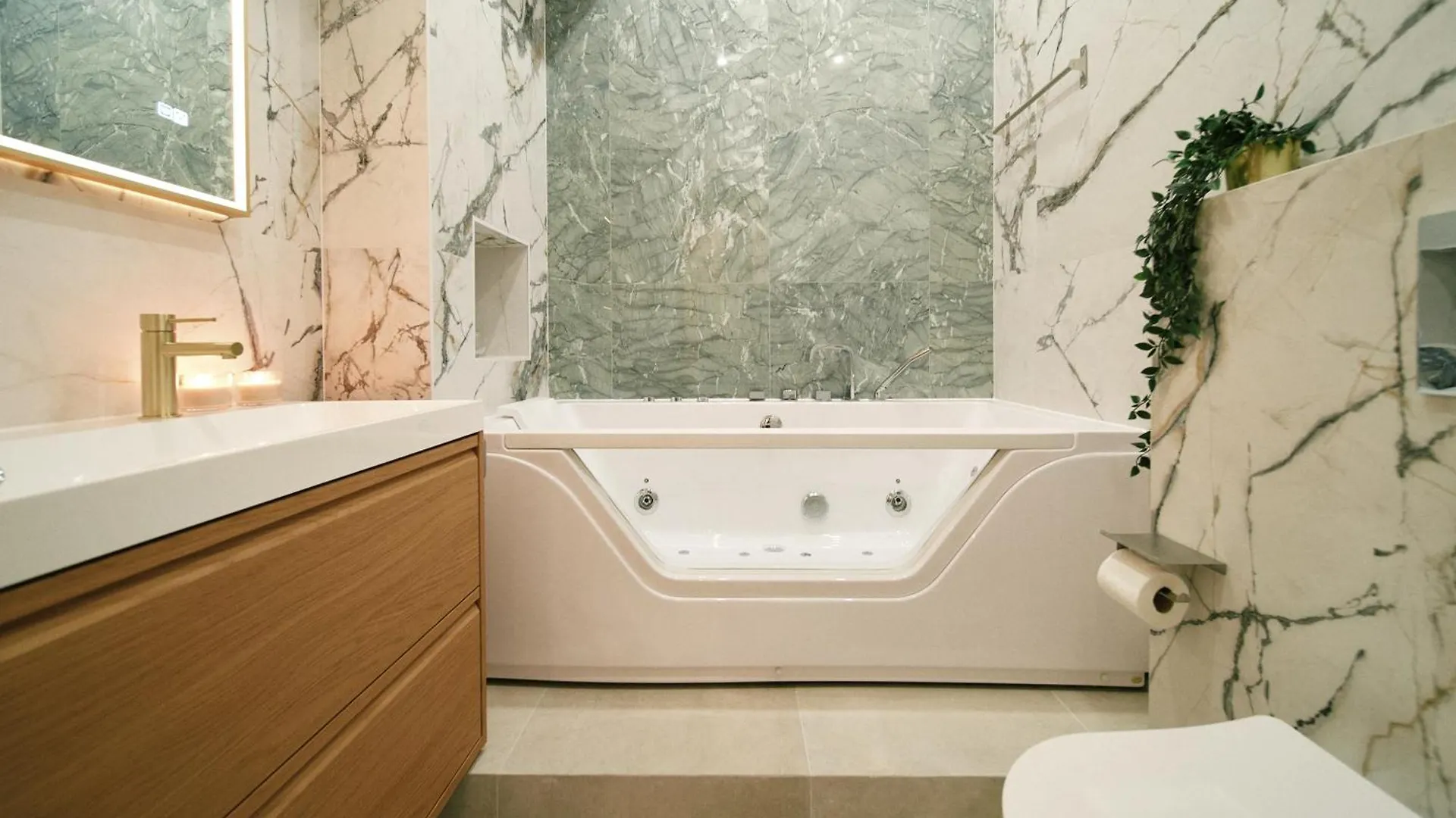 Lavie Maison Central Ac Hot Tub Paryż